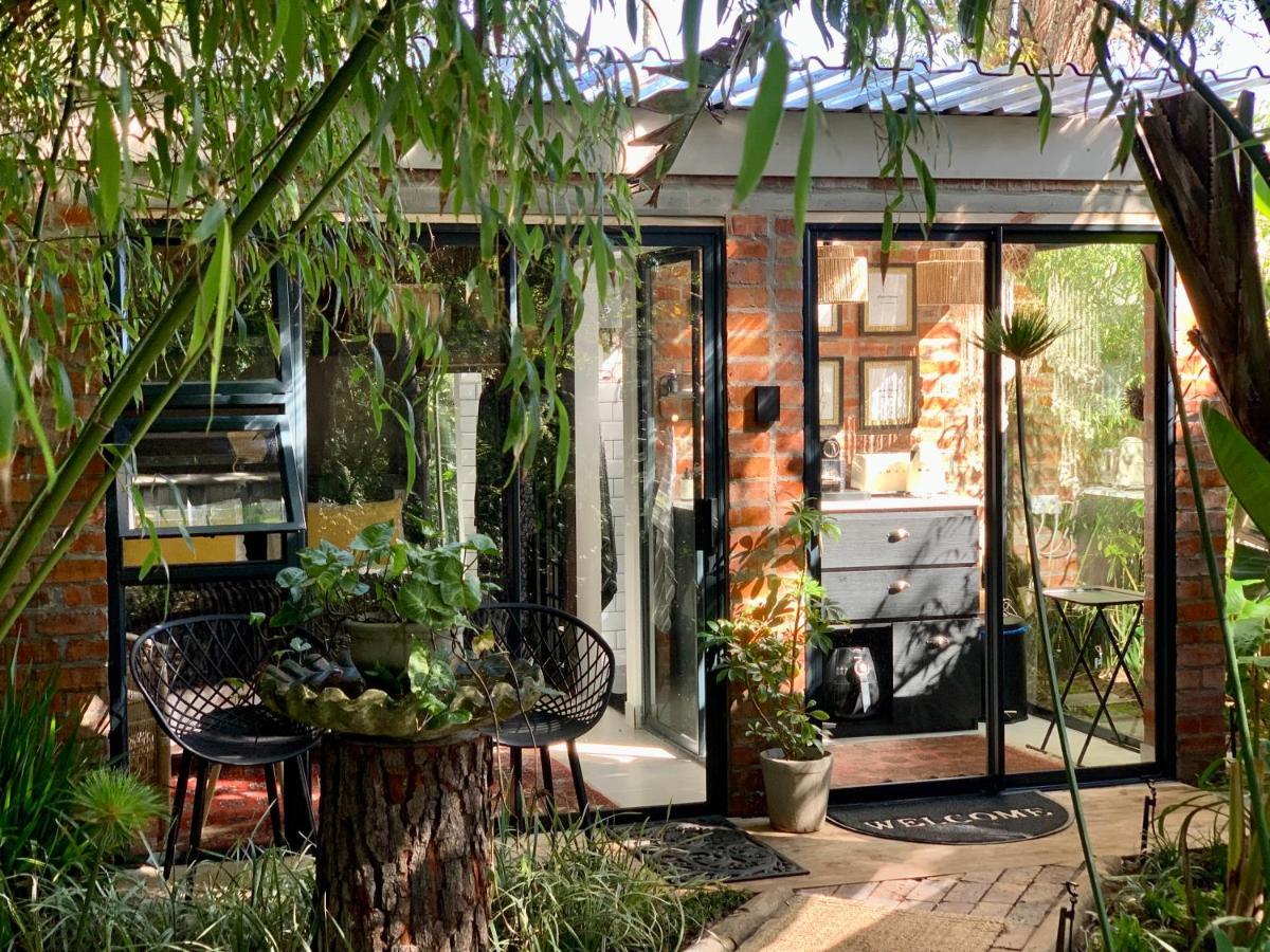 The Secret Garden Hideaway Apartment Mossel Bay Exterior photo